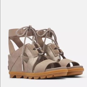 *NWOT*Sorel Joanie II Ankle Lace Ash Brown 9 B (M)